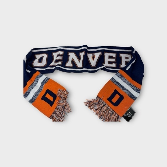 Denver Broncos Fan Scarf - New With Tags - Picture 3 of 3